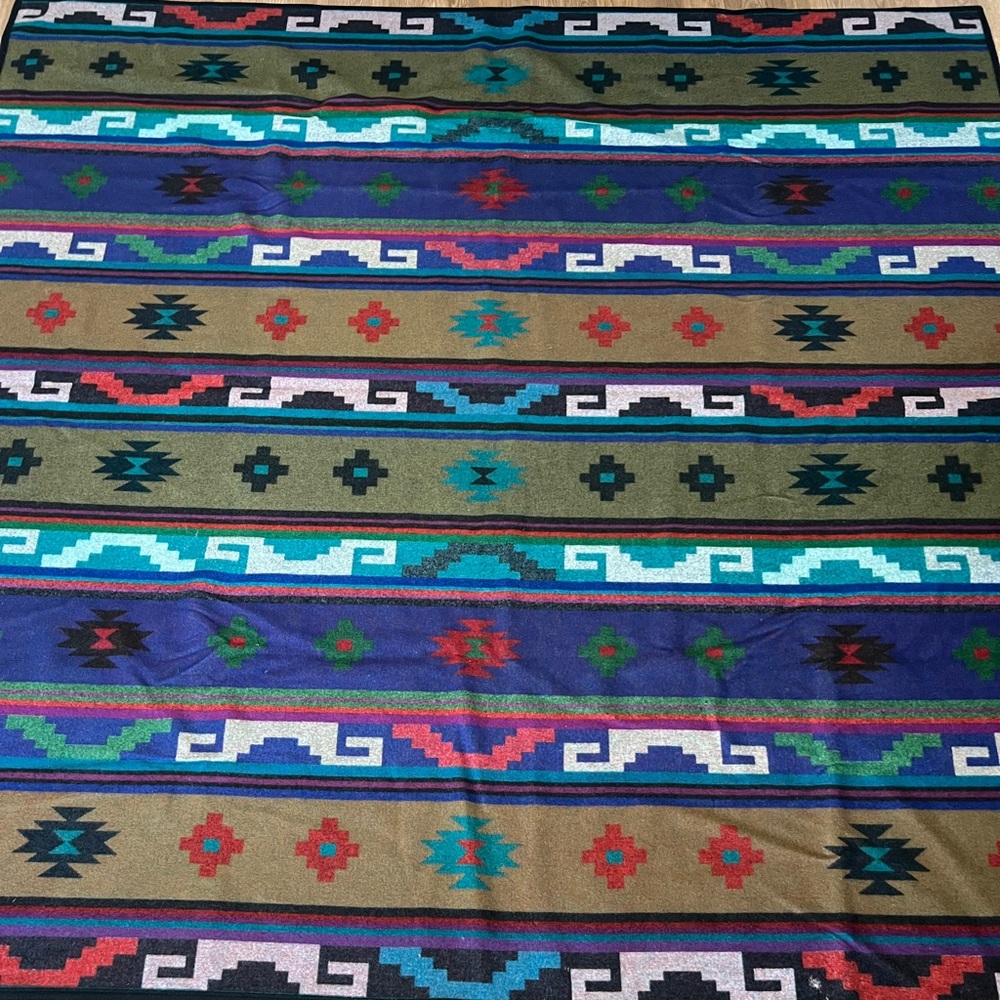 Vintage Beaver State wool Southwestern Patterned Blanket 87x84"